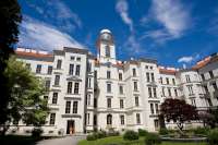 Bischöfliches Gymnasium Petrinum Linz - Sitz der Länderorganisation Kinaesthetics Österreich 